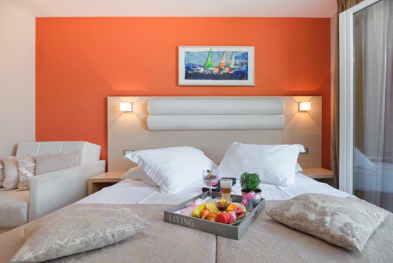 Hotel Maritimo มาคาร์สกา ภายนอก รูปภาพ