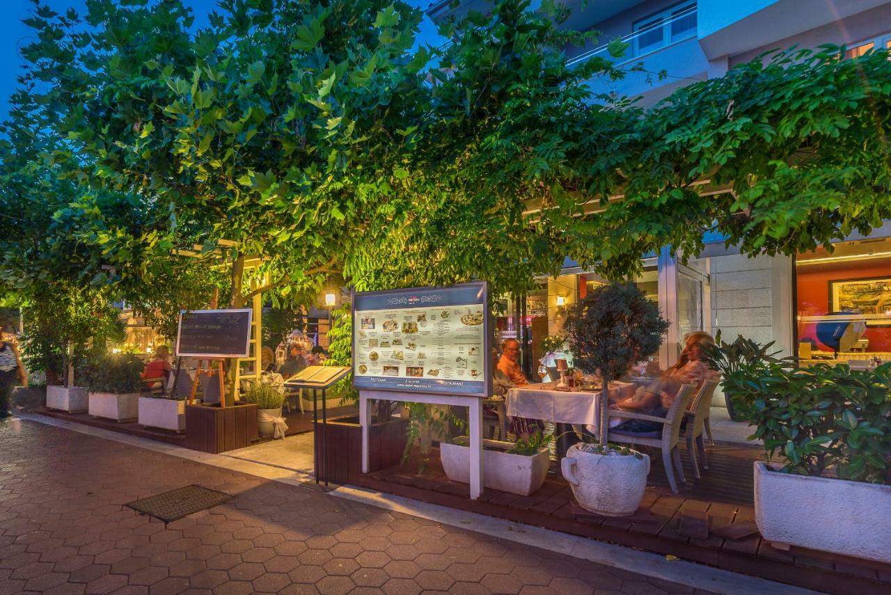 Hotel Maritimo มาคาร์สกา ภายนอก รูปภาพ