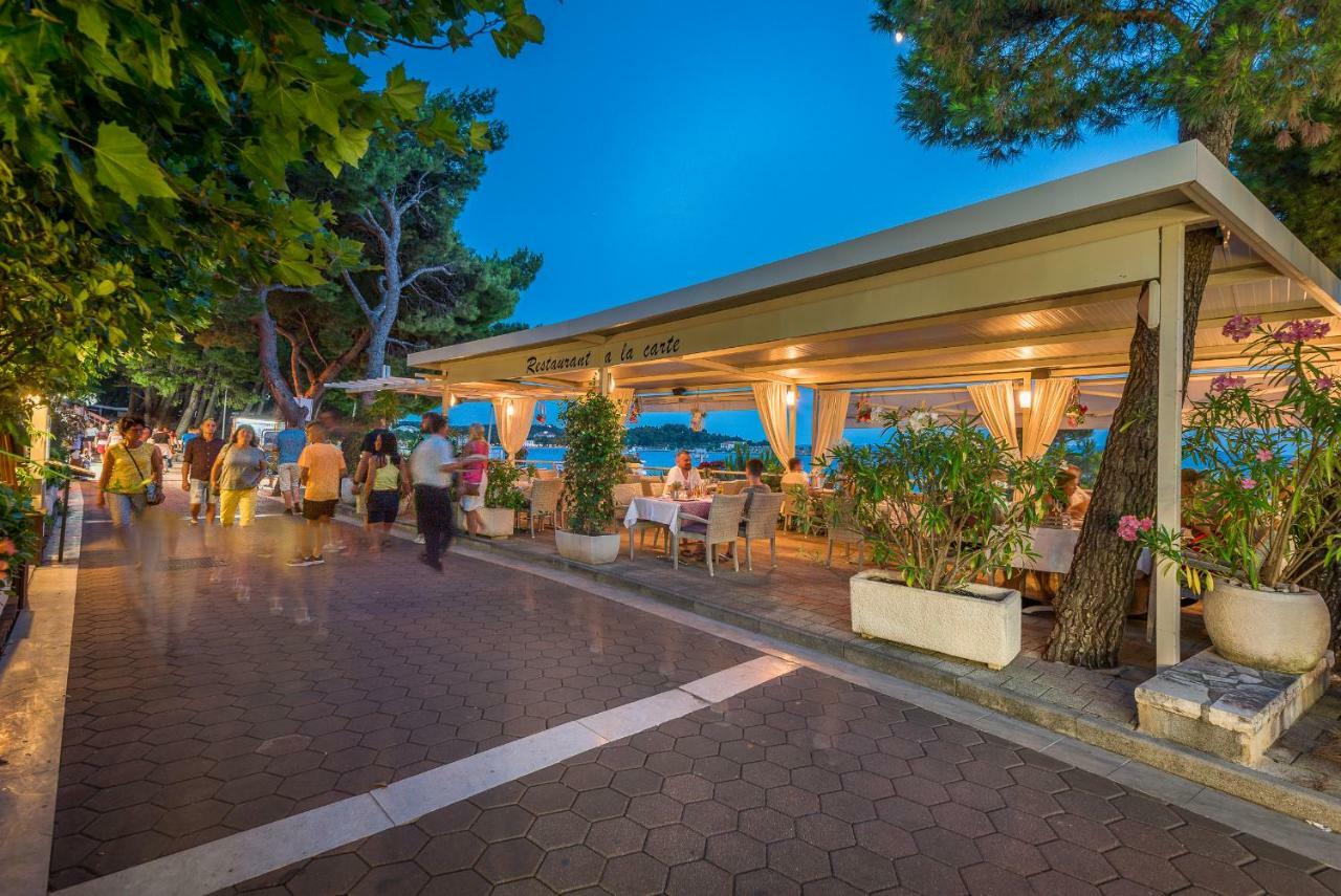 Hotel Maritimo มาคาร์สกา ภายนอก รูปภาพ